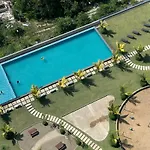 Jesselton Quay By Peach 2Br Seaview High Floor